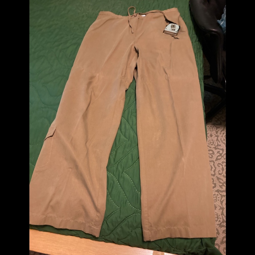 Lightweight Villager pants size 14